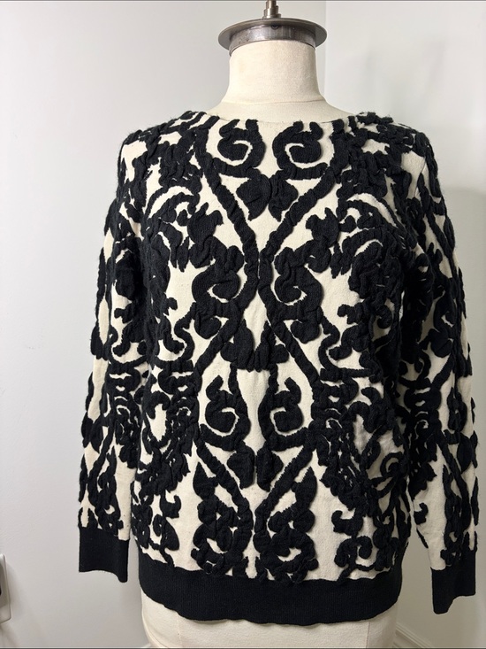 cliche couture Sweaters - Black and White Textured Floral Sweater